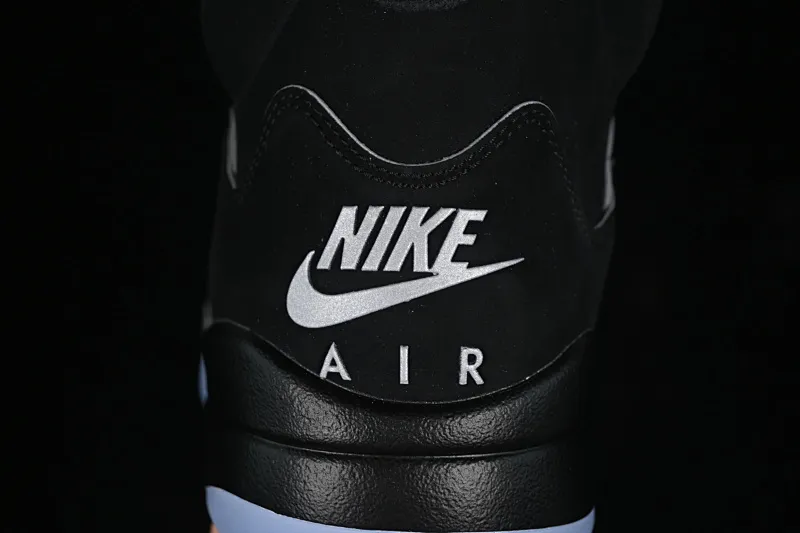 All categories Air Jordan Jordan series basketball shoes Air Jordan 5 pure original version Air Jordan 5 Black "Metallic Reimagined" AJ5 Joe 5 black silver HF3975-001
